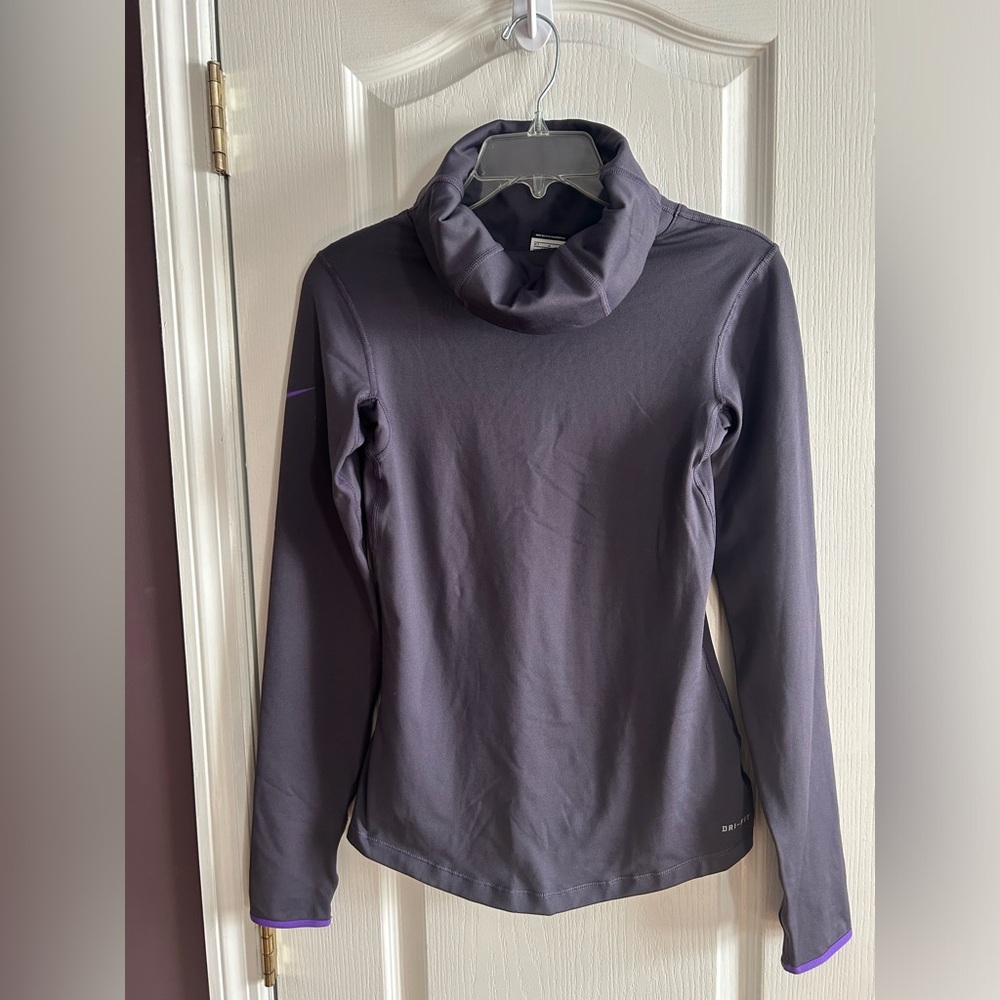 Nike Pro Dry Fit Cow Neck Size S EUC